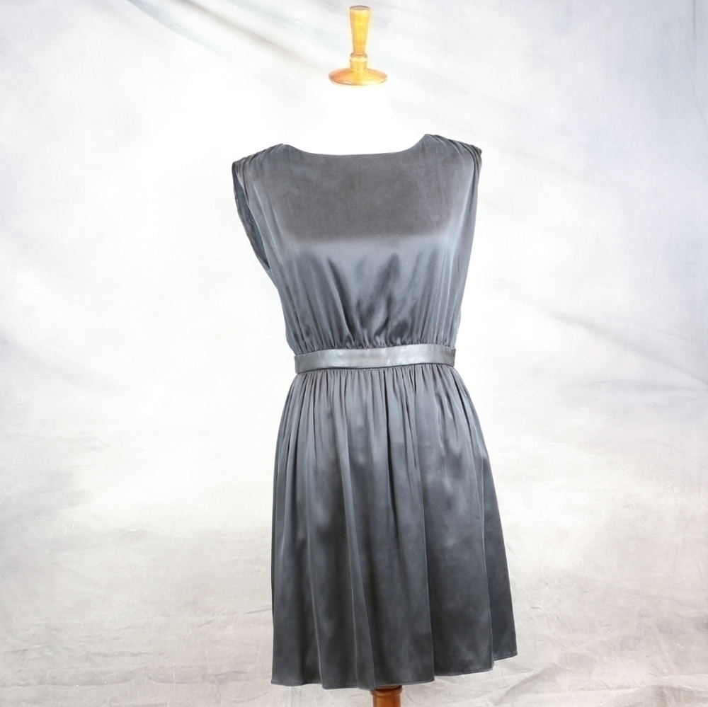 Alice + Olivia black silk sleeveless dress S